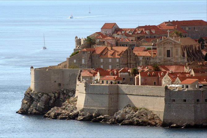 Dubrovnik Old Town: Small-Group Walking Tour With A Local - Why this walk works well in Dubrovnik
