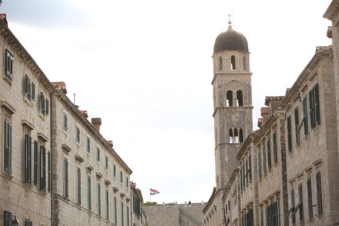 Dubrovnik Old Town Walking Tour and Cruise with Karaka - Entering Dubrovnik’s Old Town with a guide