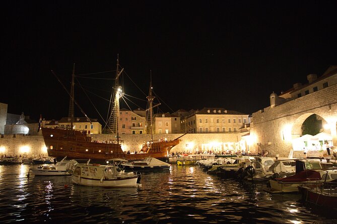 Dubrovnik Panoramic Night Cruise with Karaka - Why Dubrovnik looks different from the water at night