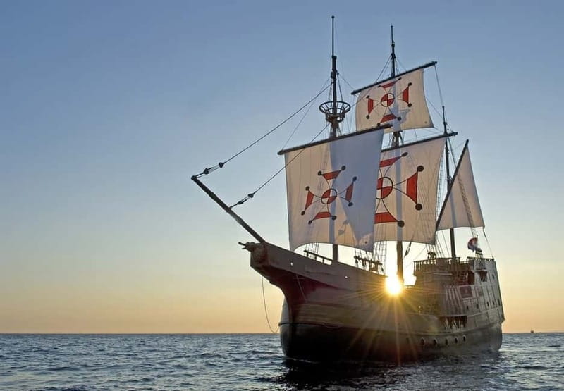 Dubrovnik: Panoramic Sunset Cruise on Karaka Ship - Why Dubrovnik looks different from the Karaka