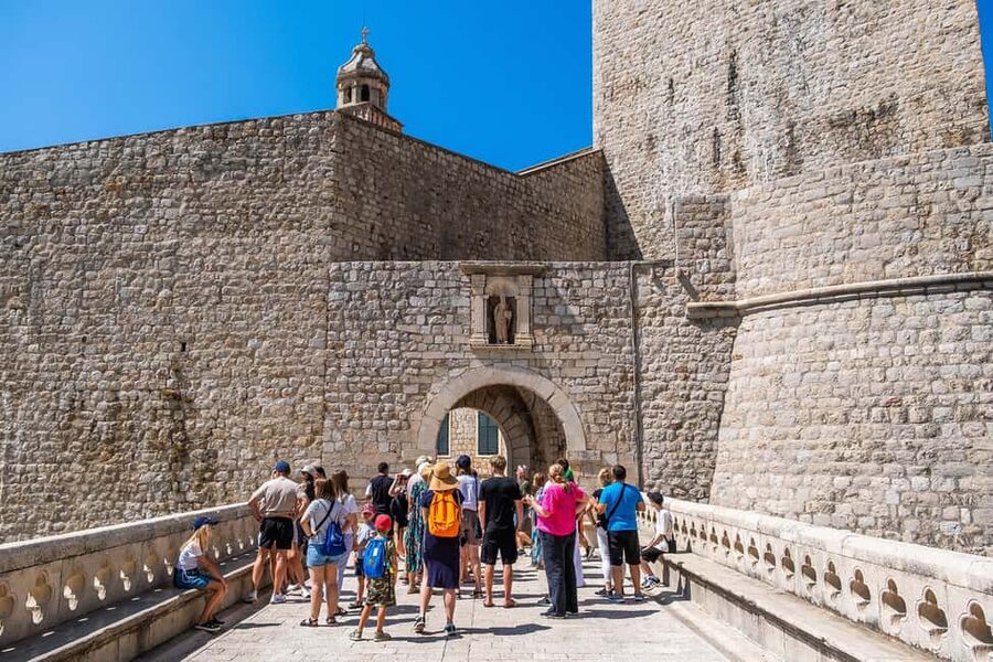 Dubrovnik: Pile Gate & Old Town with Spices and Hidden Gems - Stradun, Dubrovnik’s polished central street