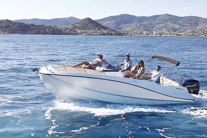 Dubrovnik: Private Boat Tours to Elaphite Islands - What the boats and crew provide