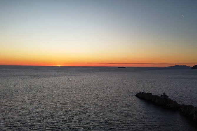 Dubrovnik Romantic Sunset Boat Tour - What the Skipper Adds to the Experience