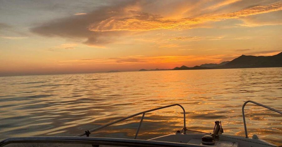 Dubrovnik: Romantic Sunset Cruise - Along the walls, coast, and Lokrum
