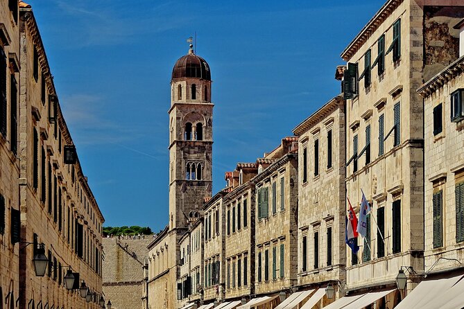 Dubrovnik Scavenger Hunt and Highlights Self Guided Audio Tour - Porporela and the Cathedral: a welcome change of pace