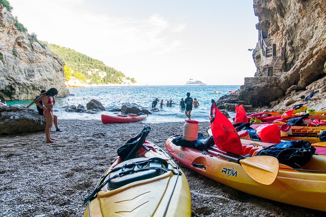 Dubrovnik Sea Kayaking Sunset Paddle - Small details that make the trip easier