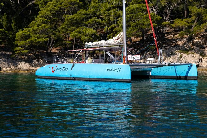 Dubrovnik Sunset Catamaran Cruise with drinks - Practical details that shape the evening