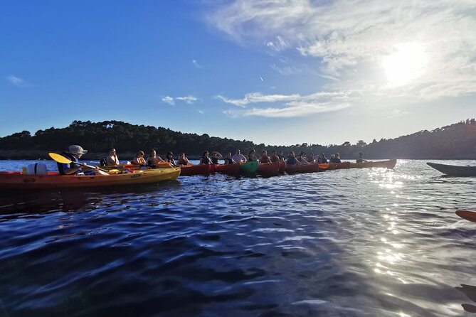 Dubrovnik: Sunset Kayak & Snorkel Tour with Wine & Water - What the price includes, and what it does not