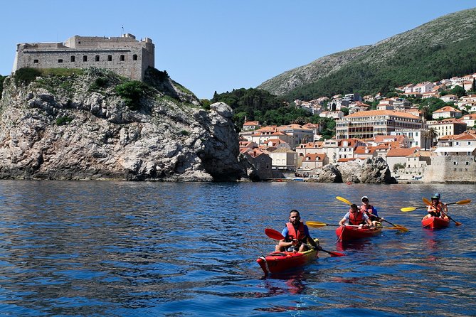 Dubrovnik: Sunset Kayaking & Snorkeling with water &wine - Betina Cave and the swimming break