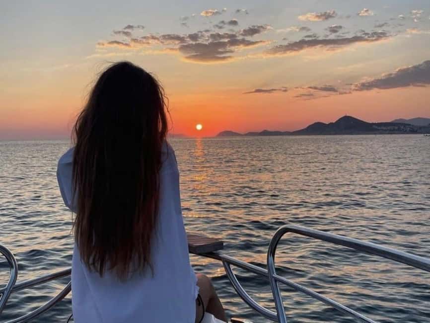 Dubrovnik: Sunset tour - Seeing Dubrovnik’s walls from the water