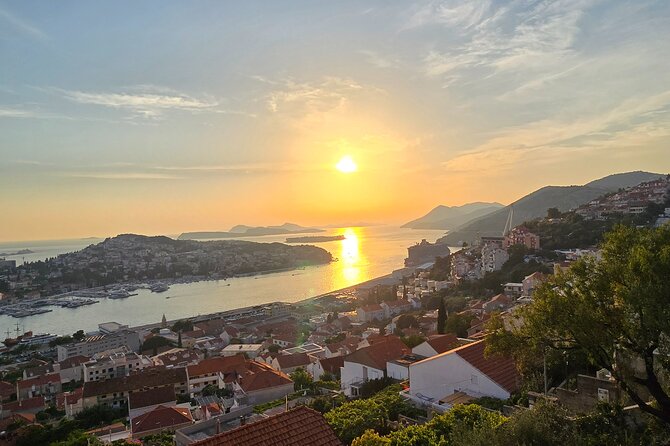 Dubrovnik Sunset Tour with Scenic Views and Local Wine - The sunset stop: timing matters