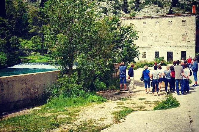 Dubrovnik Sunset Tour with Wine Tasting - Guide quality and the small-van experience