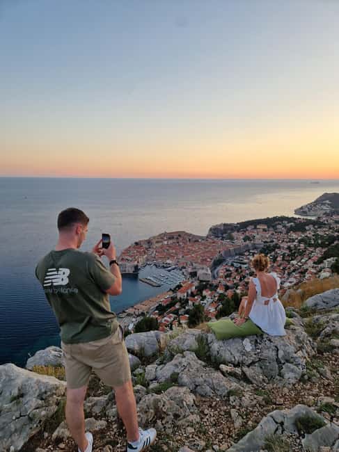 Dubrovnik: Sunset Wine Tasting At Panorama Point - Three wines with a taste of family Croatia