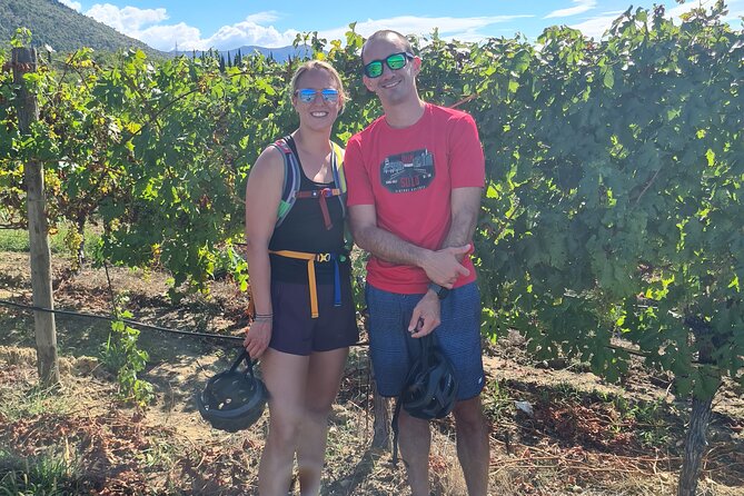 E-Bike Tour + Gourmet Lunch + Wine Tasting (Small Group) - What the guides add to the experience