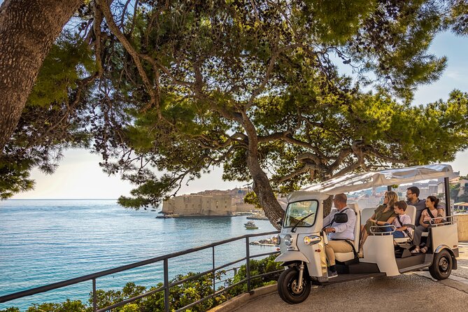 E-Tuk Tuk Tour in Dubrovnik - Pickup, timing, and group size