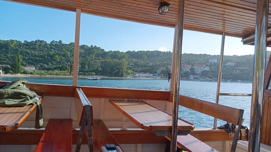 Elaphite Islands Cruise with Local Gastronomy at Captain's H - Three free hours on Lopud and Šunj Beach