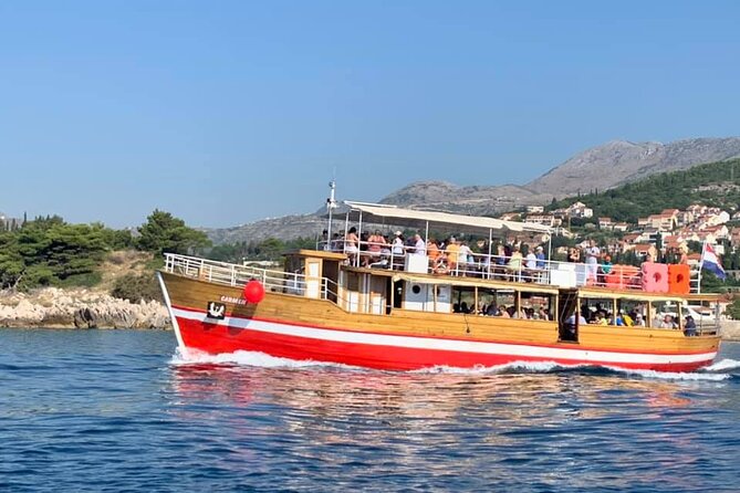 Elaphite Islands Full-Day Kayak and Bike Tour from Dubrovnik - Lunch at a Šipan restaurant
