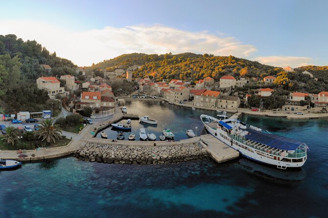 Elaphite Islands Full-Day Kayak and Bike Tour from Dubrovnik - Kayaking from Lopud toward Šipan