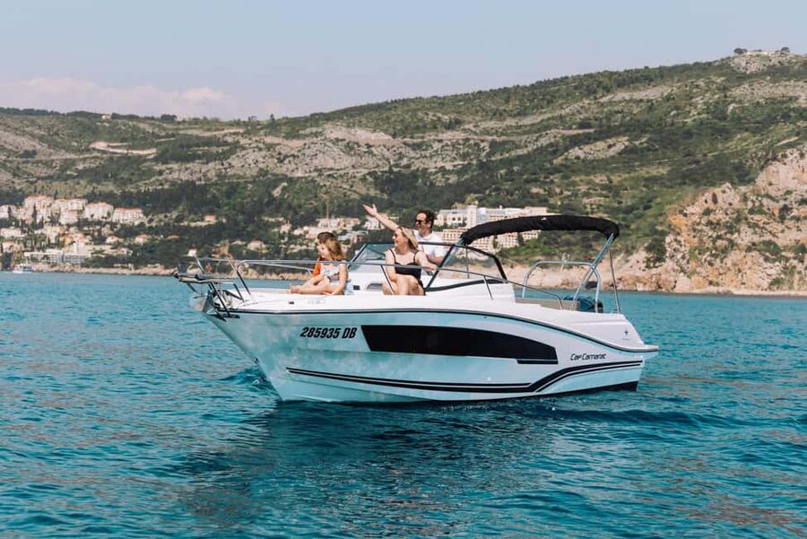 Elaphite Islands: Private boat tour (Cap Camarat 7.5wa) - Why the private format is worth the price