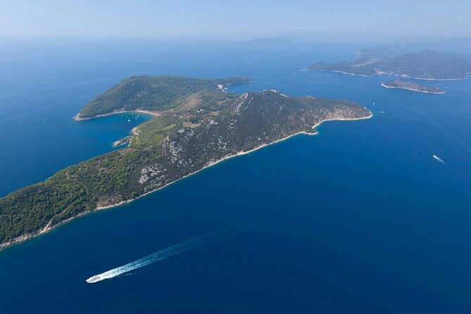Elaphiti Islands by Catamaran with snacks and unlimited drinks from Dubrovnik - Snacks, drinks, and what lunch really means