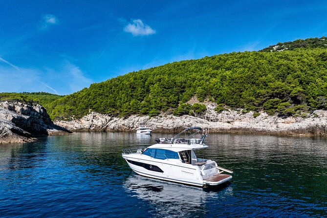 Exclusive Luxury Yacht Tour of the Elaphiti Islands - Koločep, the Blue Cave, and time in the water