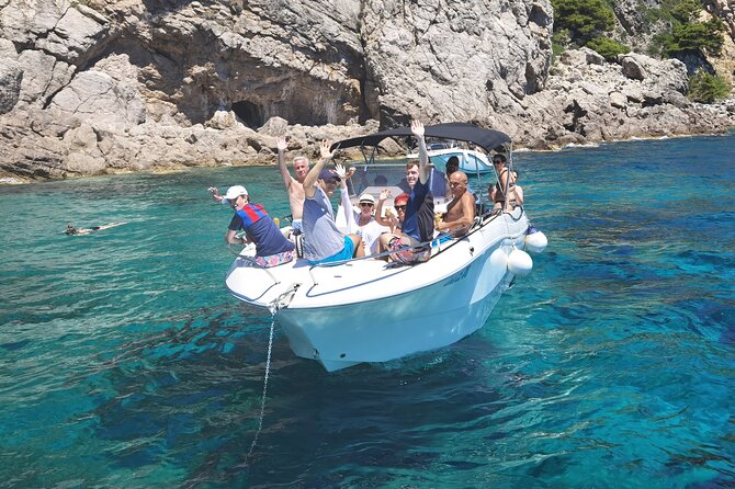 Explore Elaphiti Islands in this unique tour at your own pace for 4 or 8 hours - A private day on the Elaphiti Islands