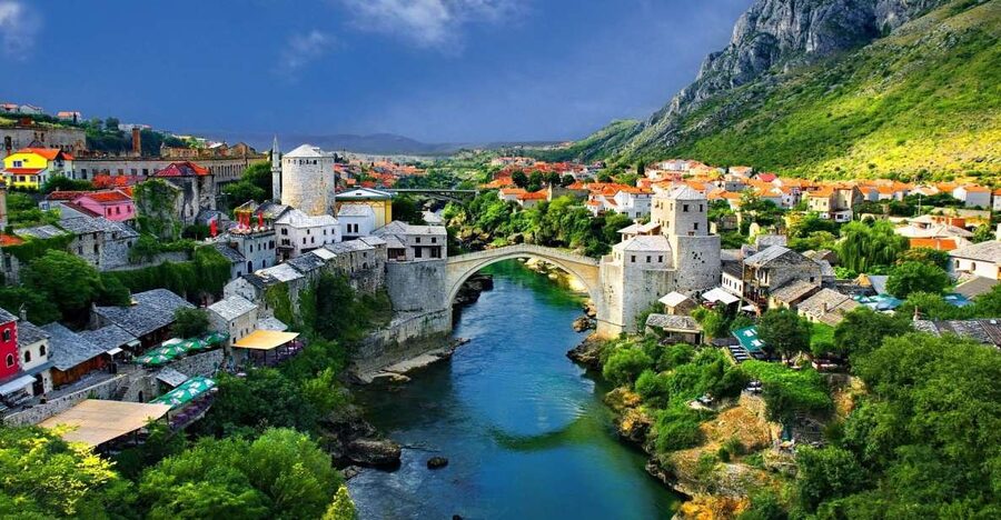 From Dubrovnik: 1-Way Tour to Sarajevo via Mostar and Konjic - Crossing from Croatia into Bosnia and Herzegovina