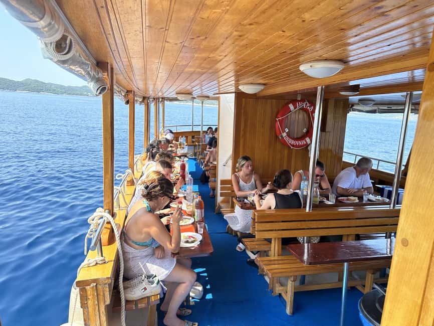From Dubrovnik: Elaphite Islands Day Trip with Lunch - Koločep: a gentle first taste of island life