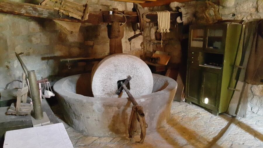 From Dubrovnik: Majkovi Village and Ston Private Food Tour - Majkovi: local food before the main meal