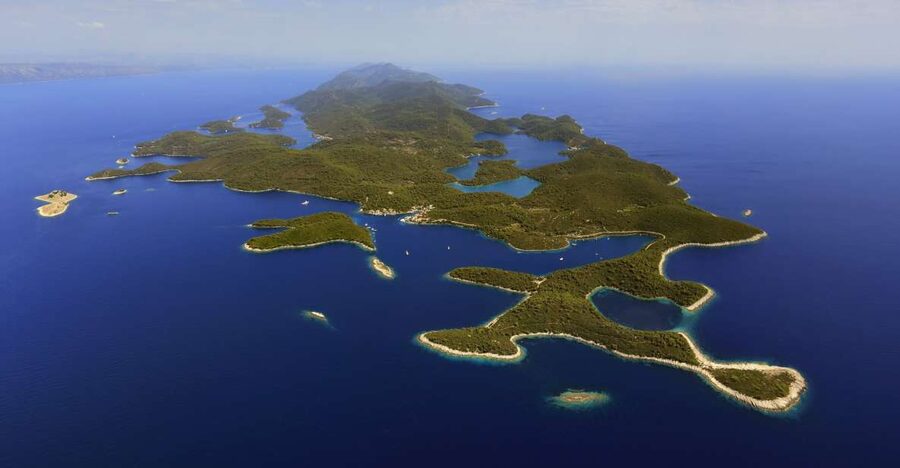 From Dubrovnik: Mljet National Park & Elaphiti Islands Trip - Leaving Gruž before the crowds