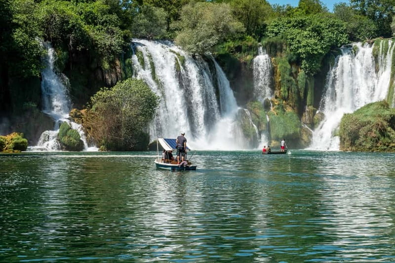From Dubrovnik: Mostar and Kravice Waterfalls Private Tour - Along the Neretva River, the drive becomes part of the tour