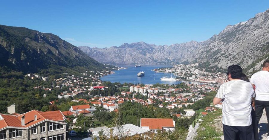 From Dubrovnik: Perast, Kotor & Budva Small-Group Day Trip - 6:40 pickup and the Croatia-Montenegro border
