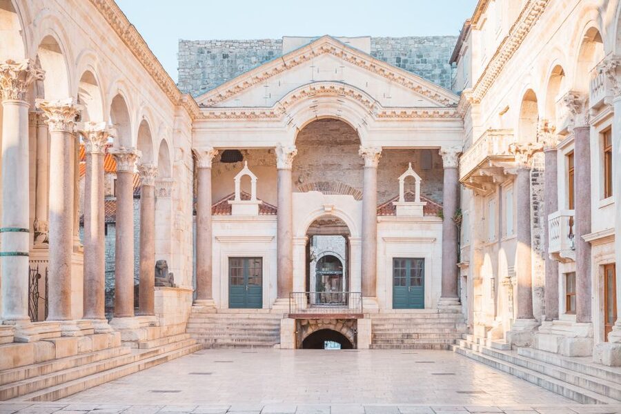 From Dubrovnik: Split Day Trip and City Tour with Transfers - Should you book it?