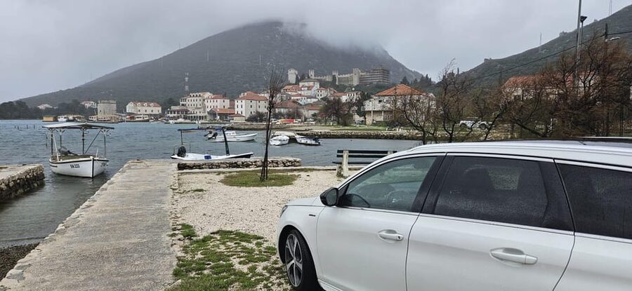 From Split: Dubrovnik Day Trip incl. Stop in Ston - What the $580 group price really buys