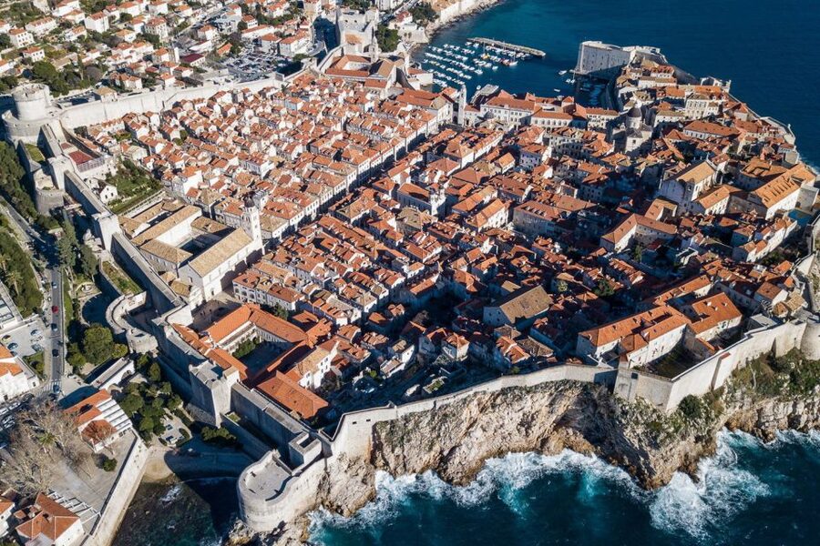 From Split & Trogir: Dubrovnik Guided Day Tour - Why Dubrovnik makes this a worthwhile day trip