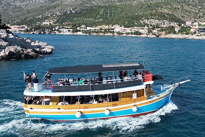 Full-Day Dubrovnik Elaphite Islands Cruise with Lunch and Drinks - Lopud: Šunj Beach, gardens, and island history
