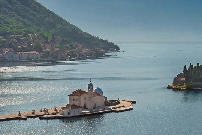 Full-Day Group Tour of Montenegro Coast from Dubrovnik - Leaving Dubrovnik at 7:00 am