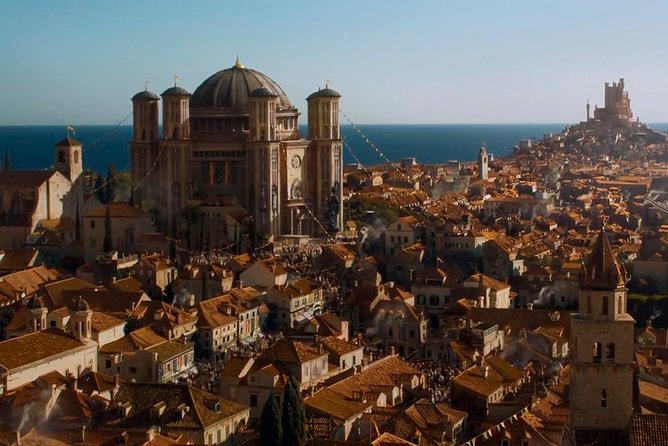 Game of Thrones Extended Tour with Swords and Props - Dominican Monastery and the Market in King’s Landing