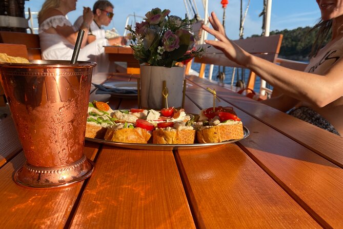 Gastro Cruise | Cruise around Dubrovnik Old Town with Lunch - Lunch on board, with fish at the center