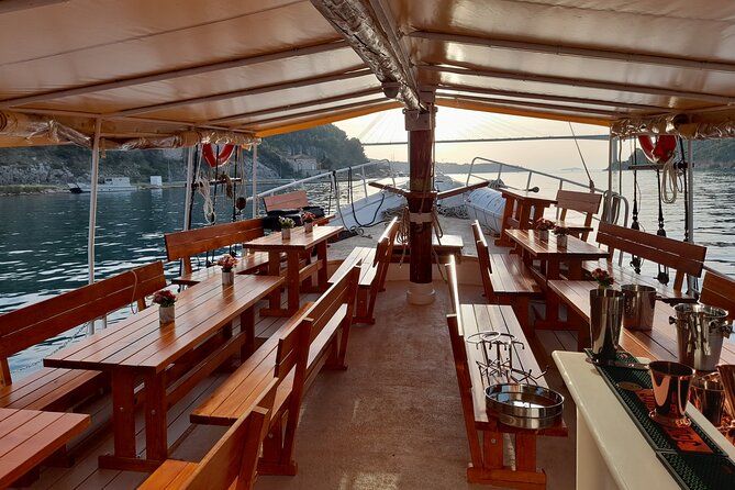 Gastro Cruise | Cruise around Dubrovnik Old Town with Lunch - Around Lokrum Island from the water