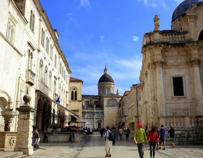 Group tour: Dubrovnik Walking Tour (1h duration, 9:30am, 6pm - Franciscan Monastery and the first layer of Dubrovnik