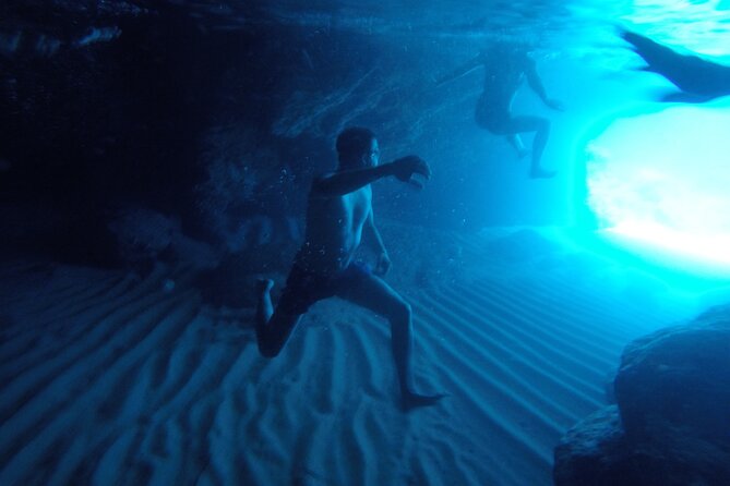 Guided Kayaking and Snorkeling Tour to Green Cave and Sipan Island from Lopud - Paddling the final stretch to Sudurac