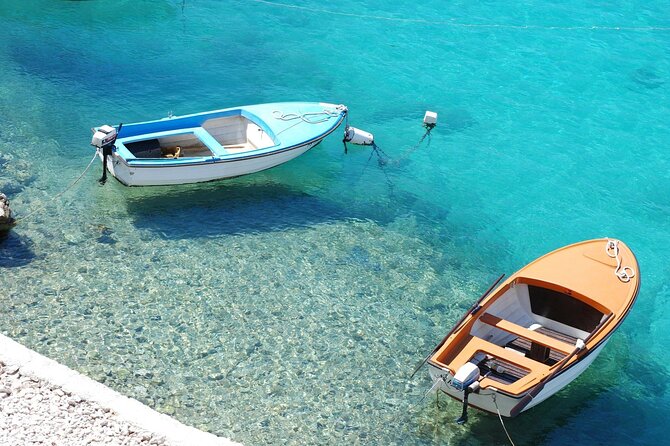 Guided Tour to discover Dubrovnik's Old Town, by day or night - What Barbara adds to the hour