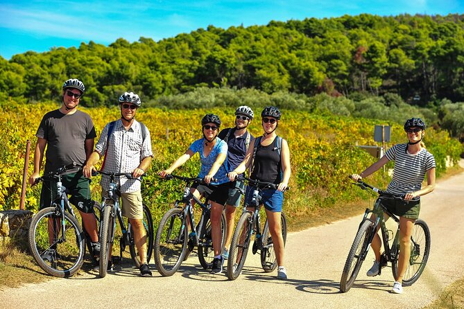 Half-Day Bike Tour in Lumbarda with Wine Tasting - Why this ride is a good way to see eastern Korčula