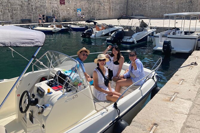 Half-Day Private Speed Boat Tour in Dubrovnik on Elaphiti Islands - What the skipper adds to the experience