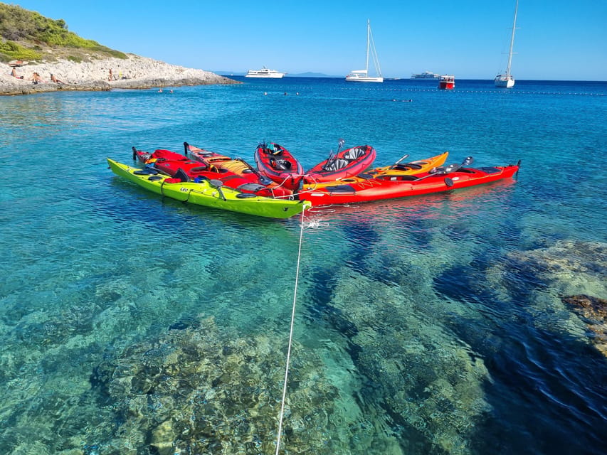 Hvar: Half day kayak tour to Pakleni islands - Exploring coves around the Pakleni Islands