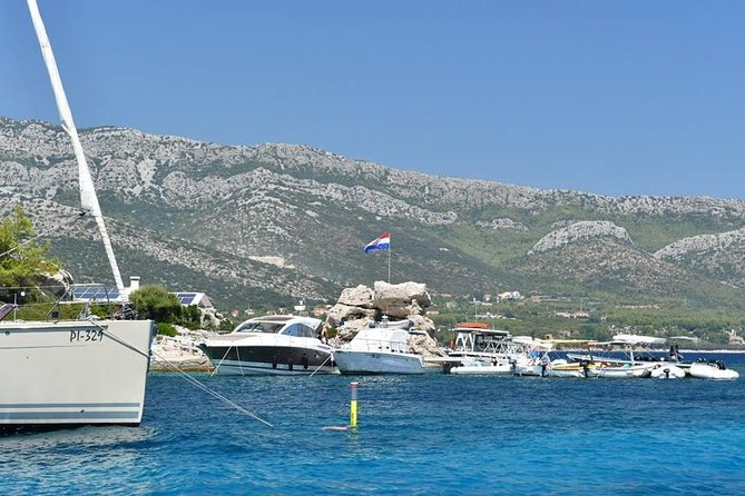 Island Stupe / Moro Beach Transfer - Swimming and snorkeling in the Blue Lagoon