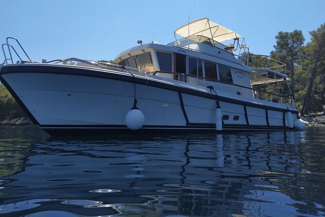Korcula Island Snorkeling Adventure , ship wreck and lunch - Who Will Get the Most From It