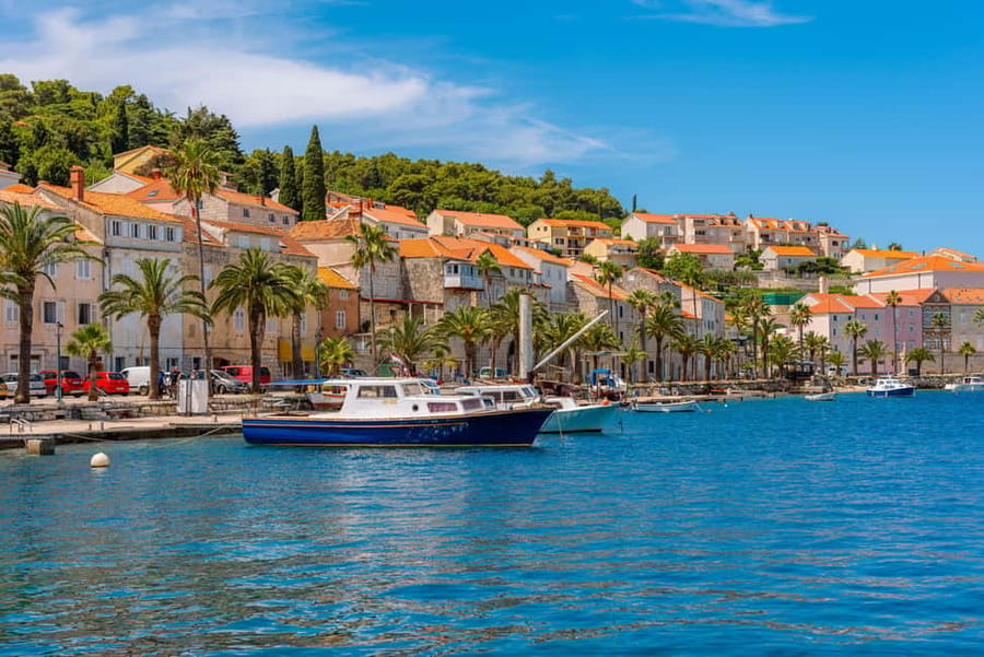 Korčula: Sail Away - tour with traditional craftmanship boat - Why MIAMI makes the boat ride special