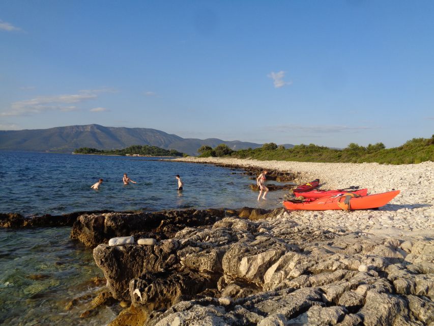 Lumbarda - Sunset Kayak Tour with a Picnic - Wine and Sweets - How much value you get for $81